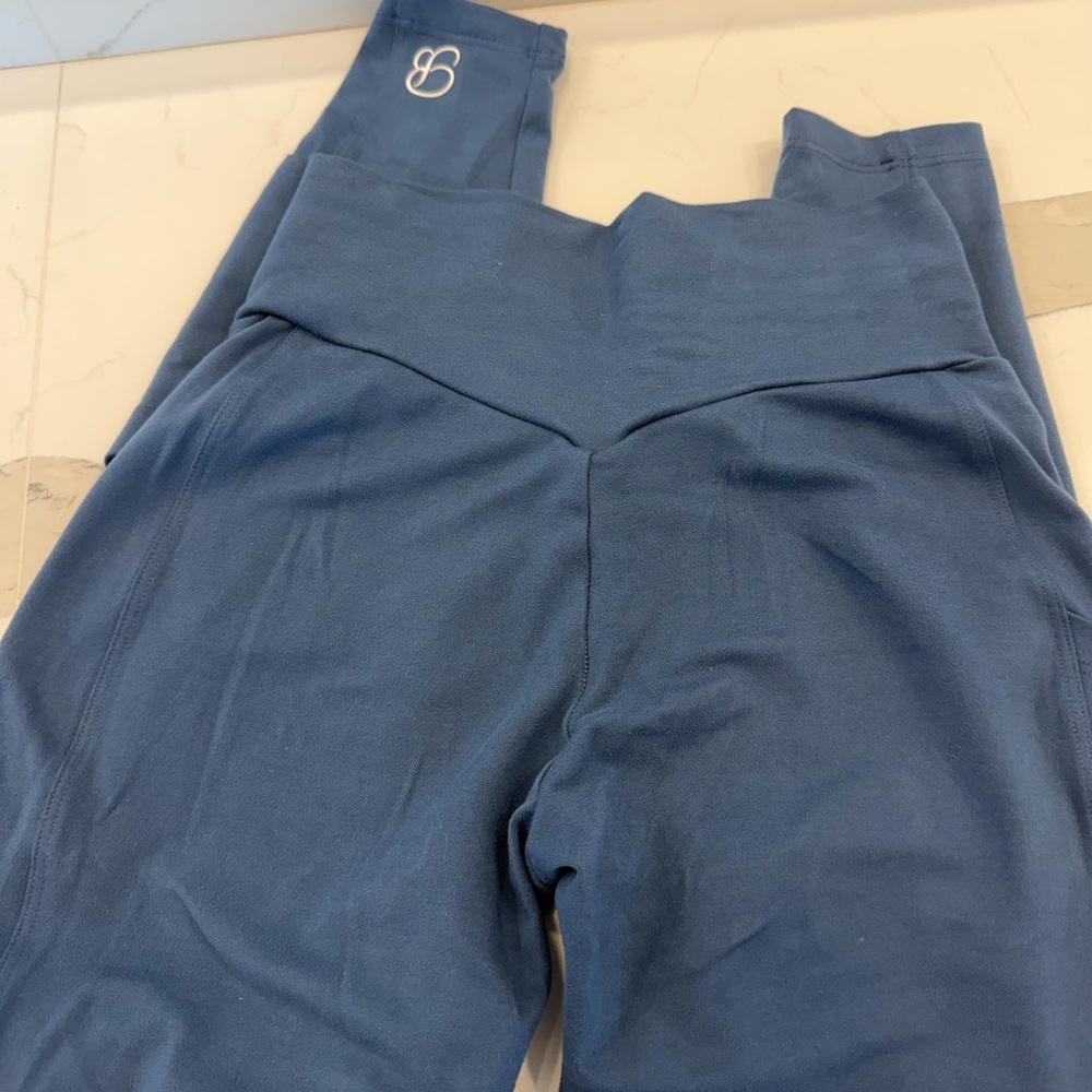 Bombshell Sportswear Navy High-Waist Leggings with White Logo